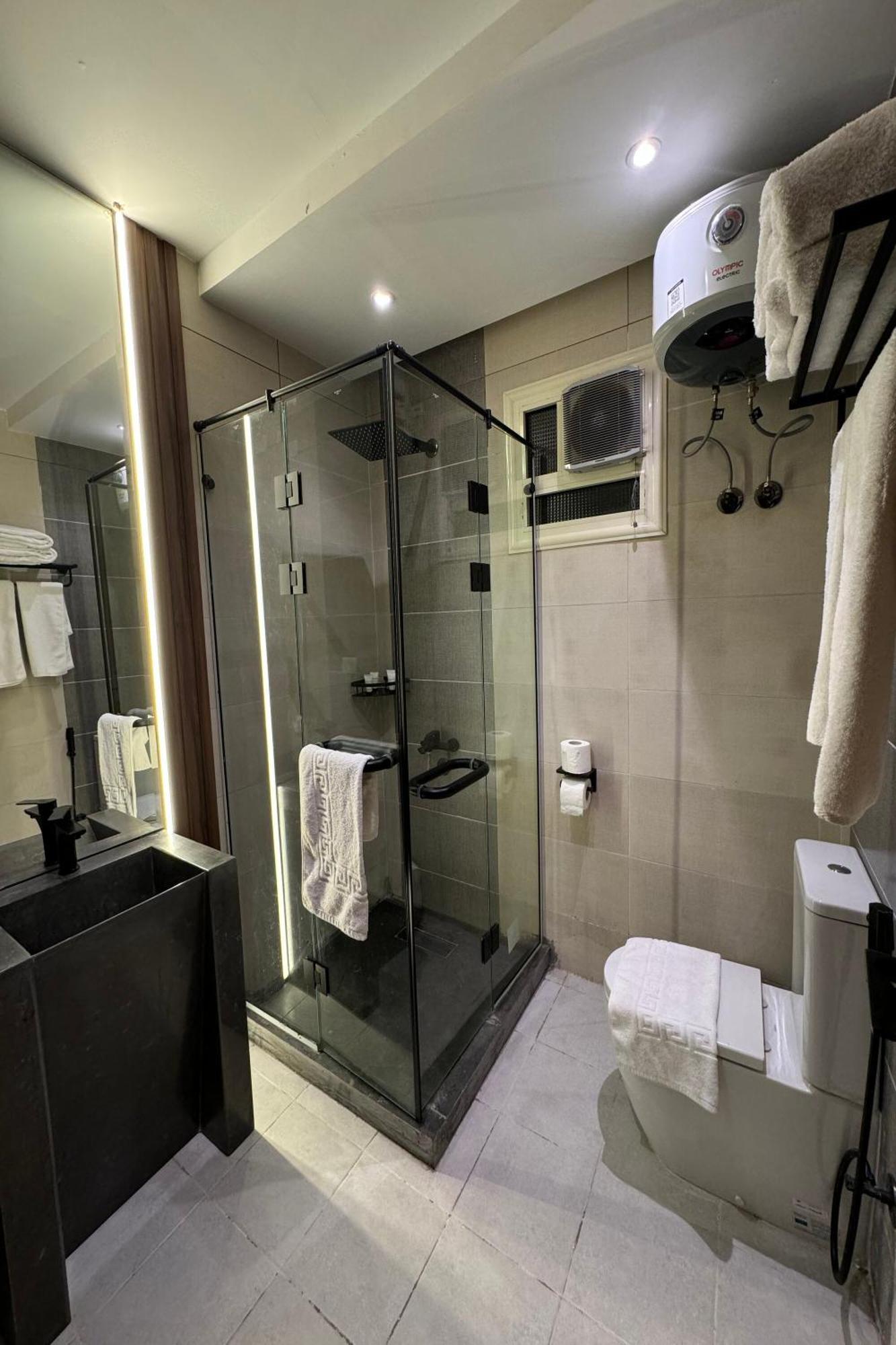 Crown Pyramids View Hotel Giza Ngoại thất bức ảnh