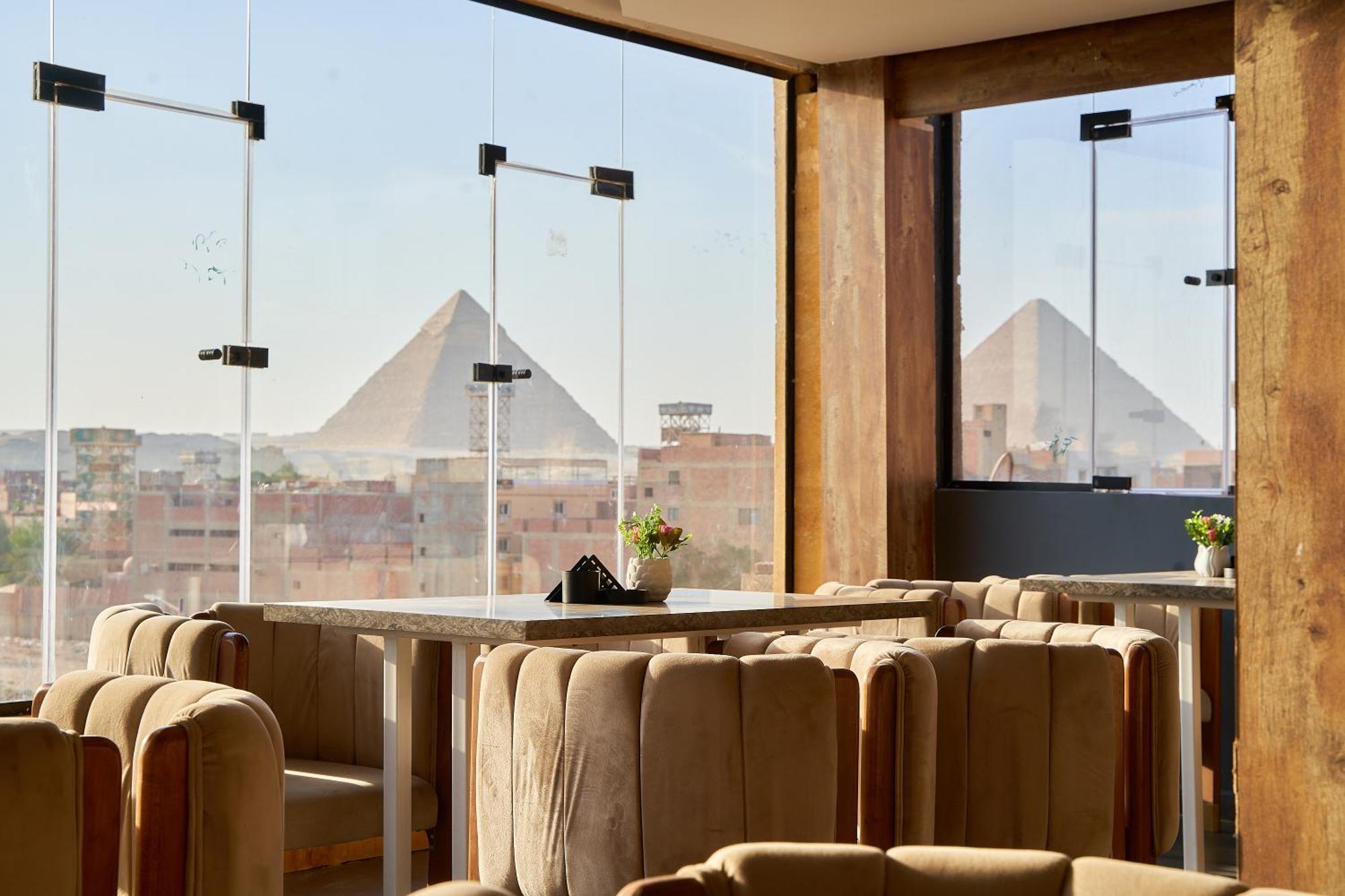 Crown Pyramids View Hotel Giza Ngoại thất bức ảnh
