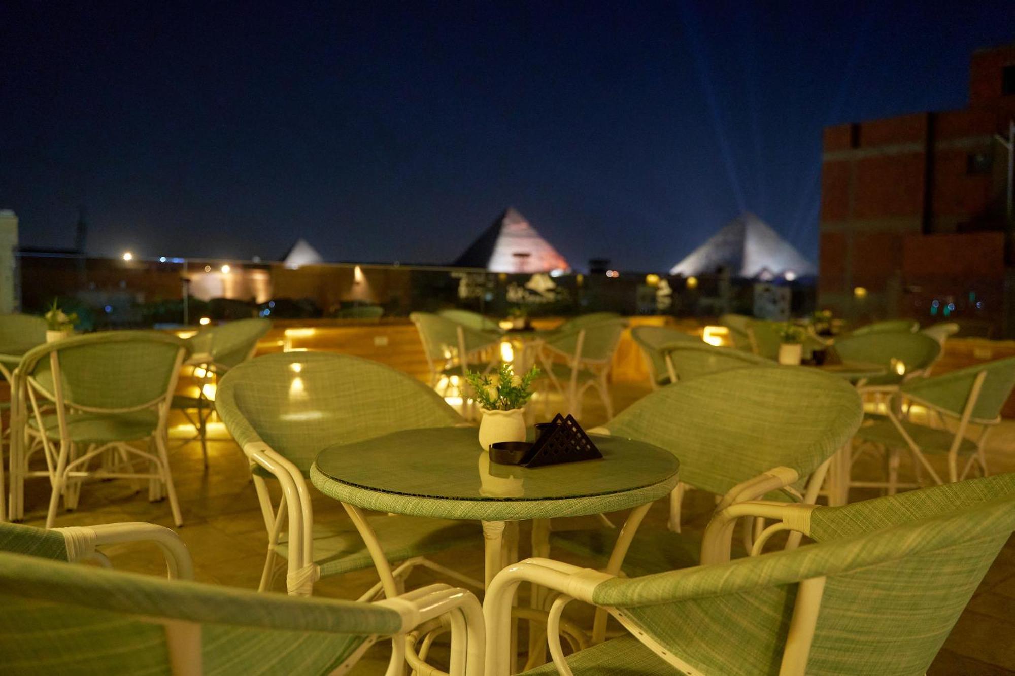 Crown Pyramids View Hotel Giza Ngoại thất bức ảnh