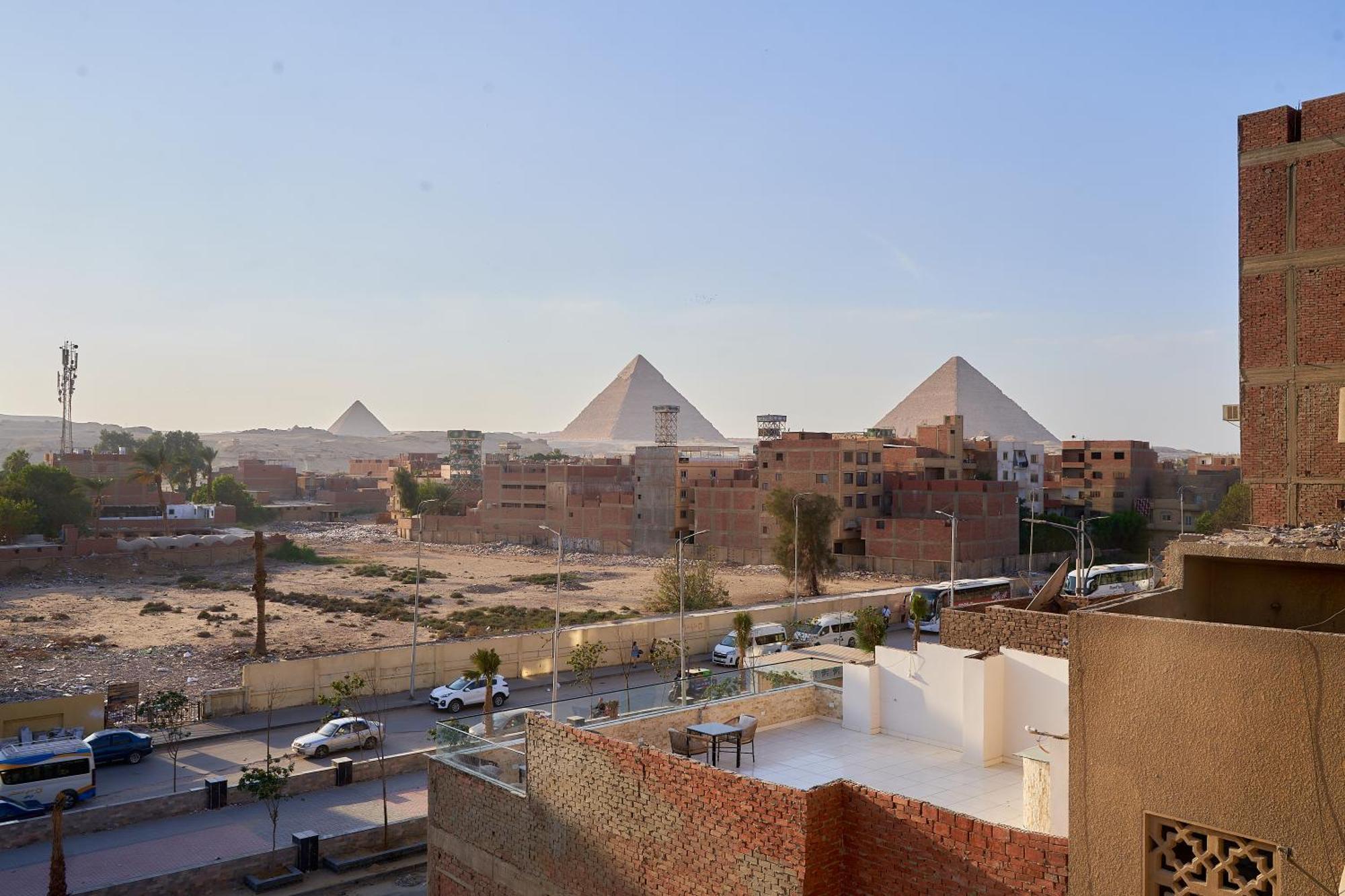 Crown Pyramids View Hotel Giza Ngoại thất bức ảnh