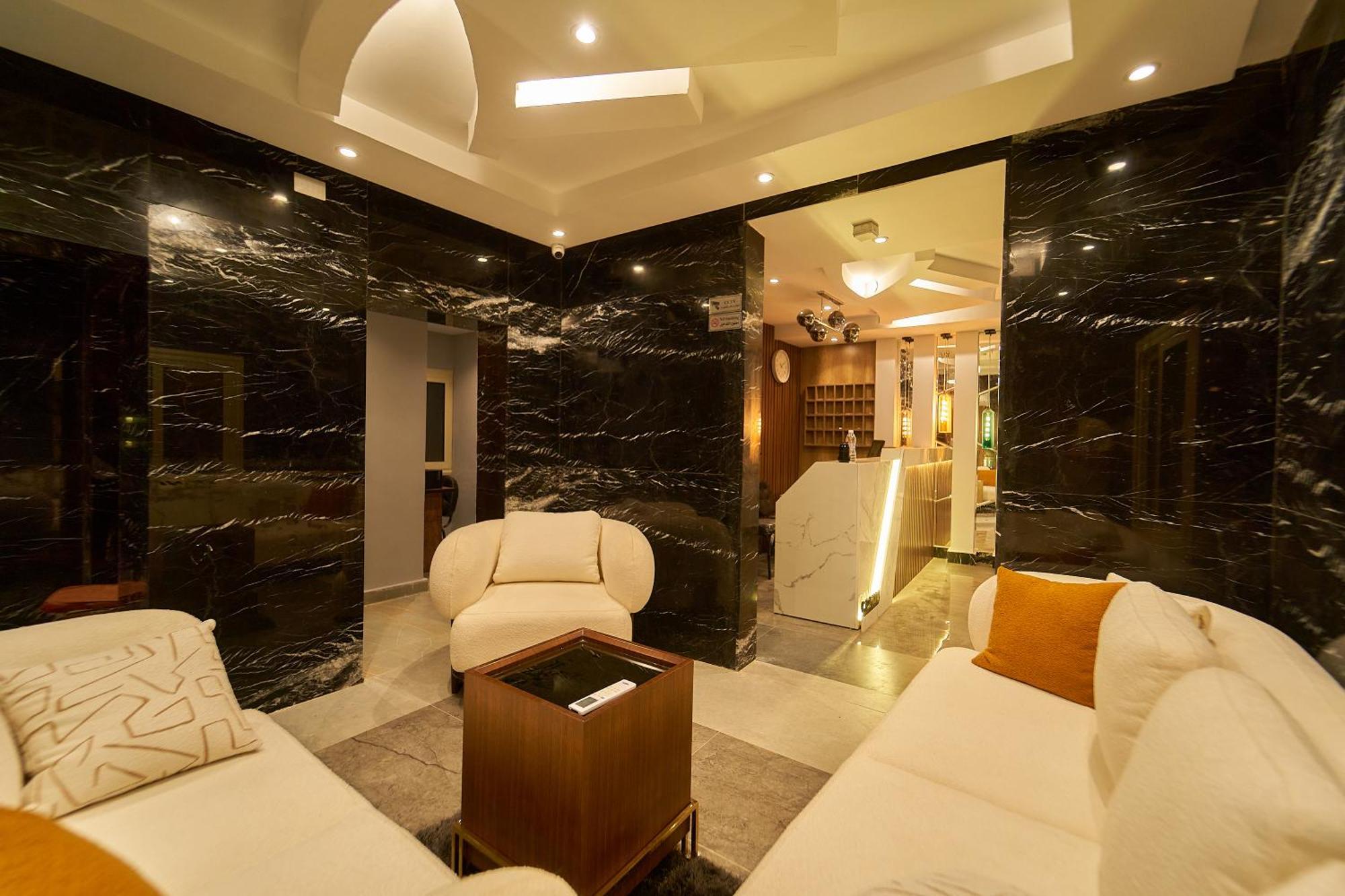 Crown Pyramids View Hotel Giza Ngoại thất bức ảnh