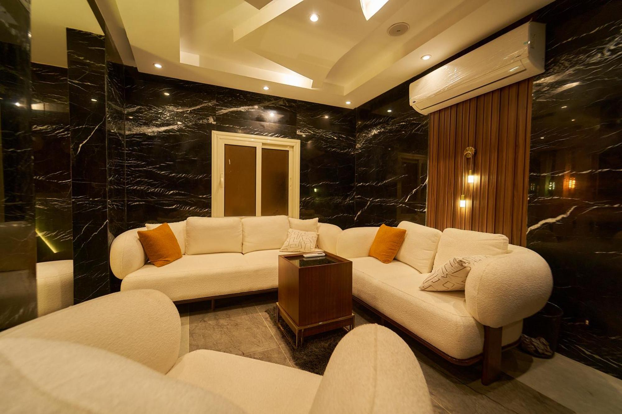 Crown Pyramids View Hotel Giza Ngoại thất bức ảnh