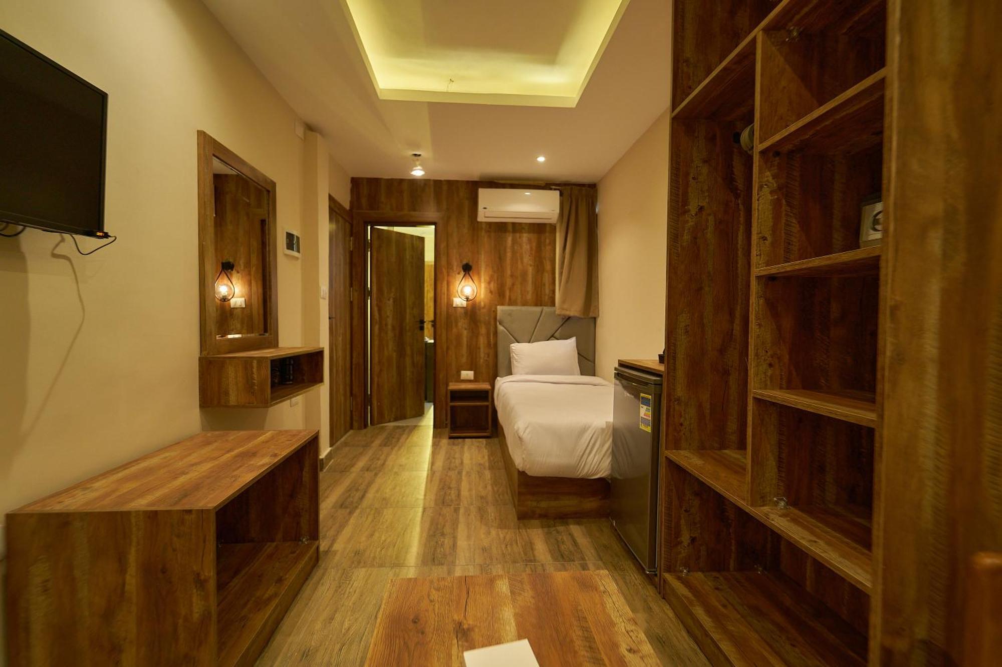 Crown Pyramids View Hotel Giza Ngoại thất bức ảnh