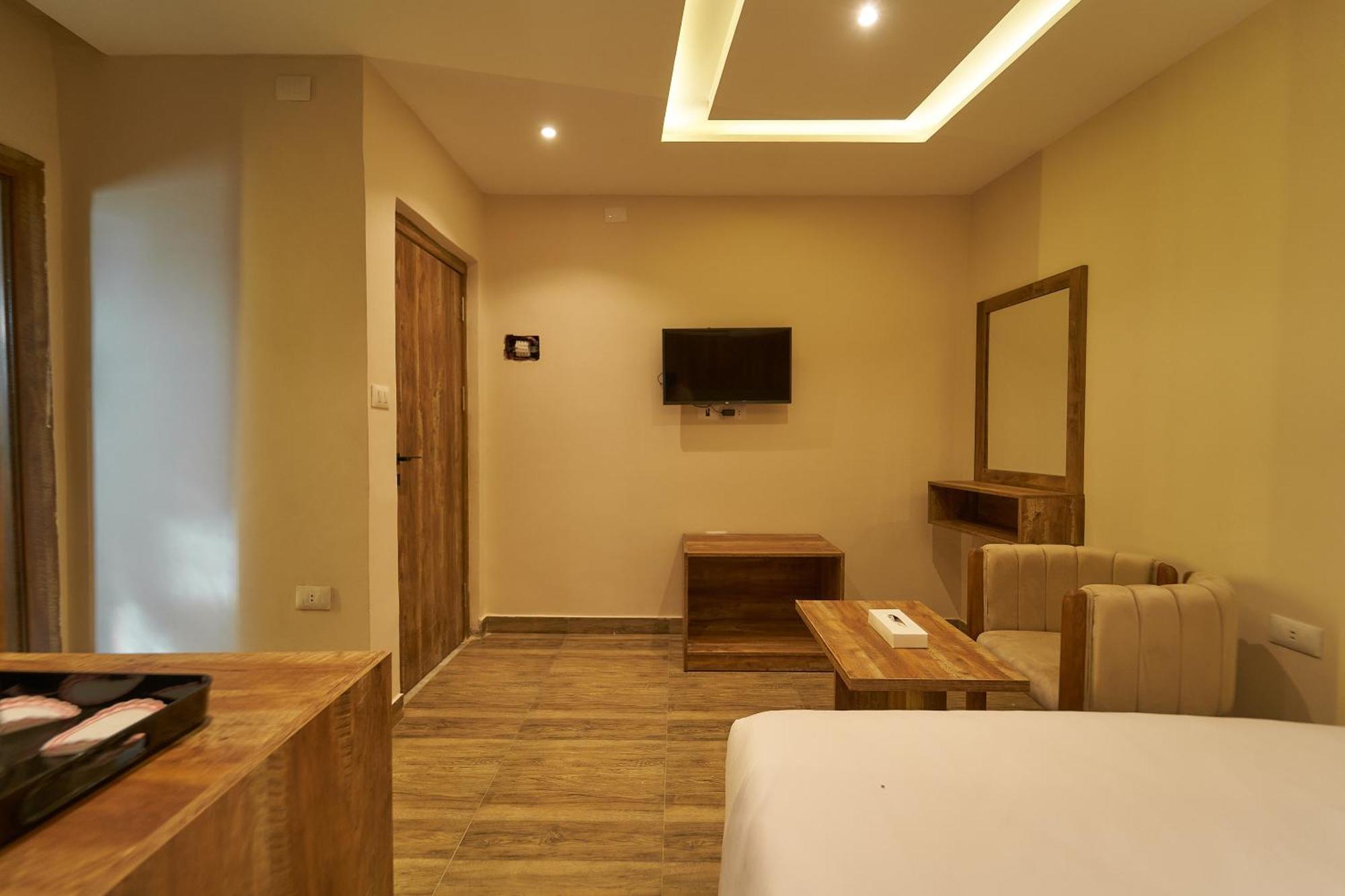 Crown Pyramids View Hotel Giza Ngoại thất bức ảnh